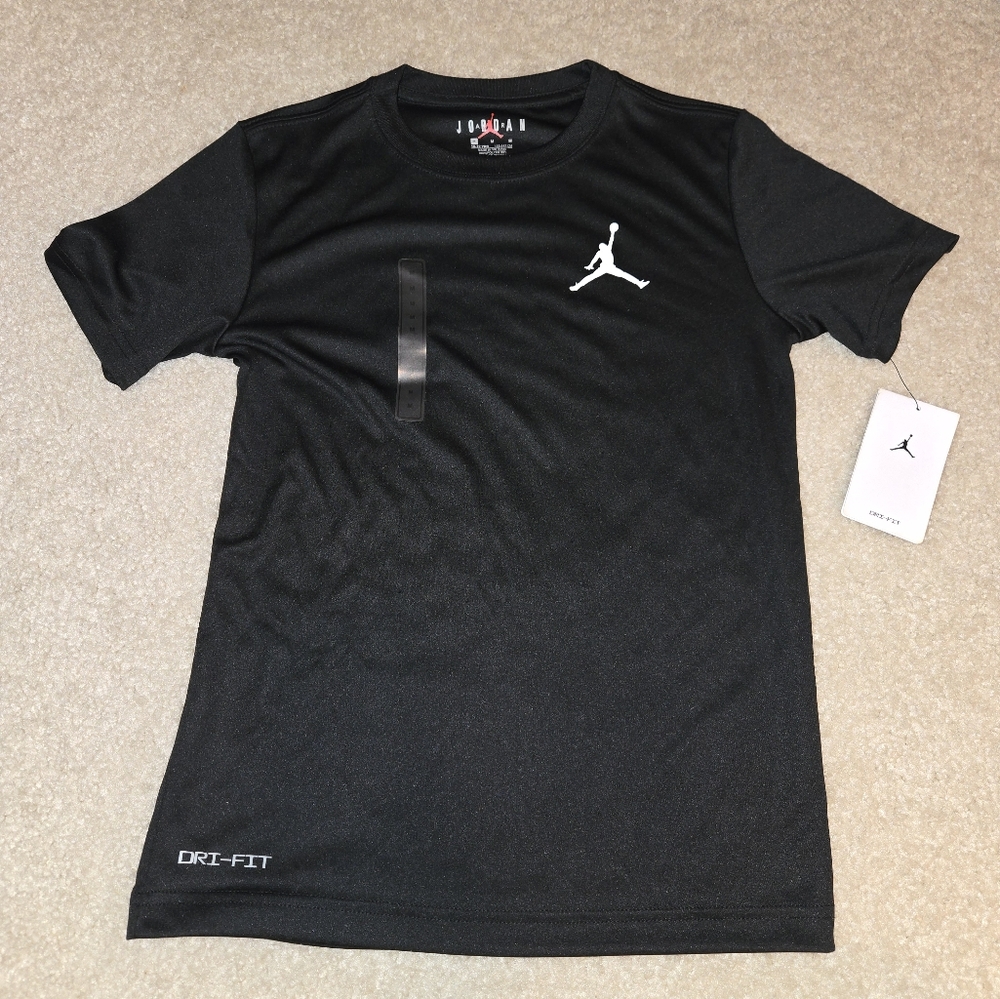 Boys medium Jordan athletic shirt